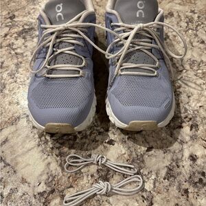 On Clouds - Women Size 7.7 Purple, Grey, and White